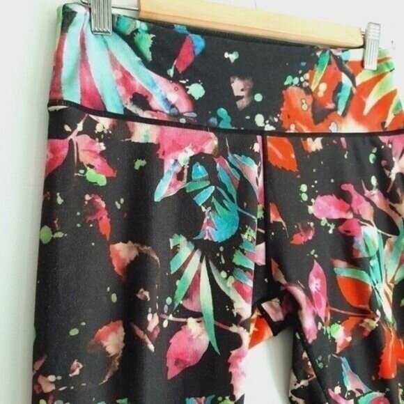 NANETTE LEPORE Splash Palm Smoothie Capri Gym / Workout Leggings Sz M Flawed - Picture 5 of 11